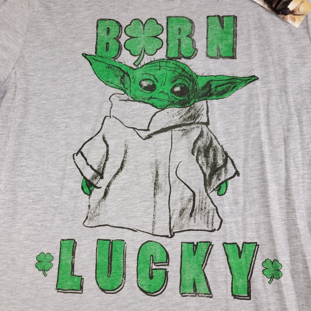 Star Wars Mad Engine Mens Born Lucky Grogu Baby Yoda St Patricks Day T-Shirt L